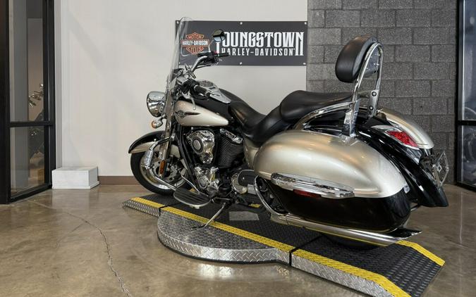 2010 Kawasaki Vulcan® 1700 Nomad™ VN1700CAF