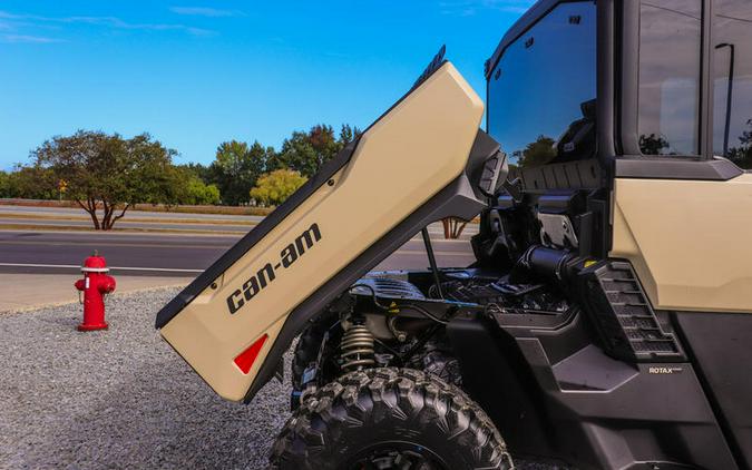 2026 Can-Am® Defender MAX Limited HD11 Desert Tan & Carbon Black