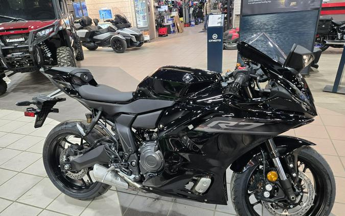 2026 YAMAHA YZFR7
