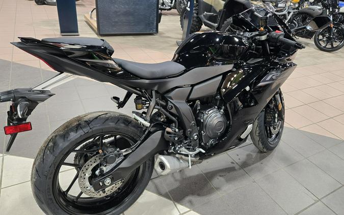 2026 YAMAHA YZFR7