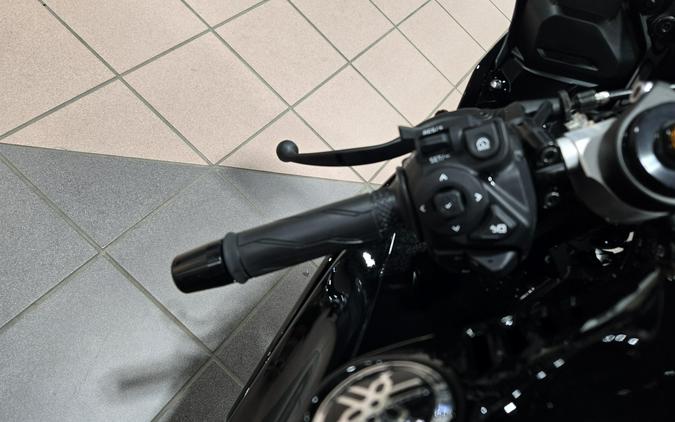 2026 YAMAHA YZFR7