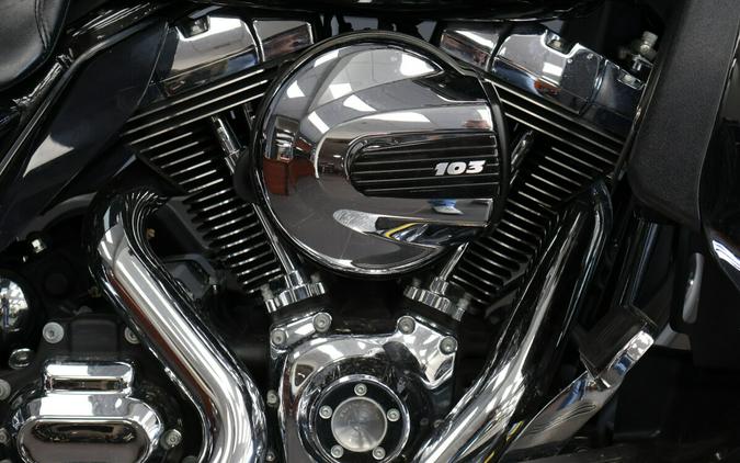 2016 Harley-Davidson® Street Glide® Special FLHXS
