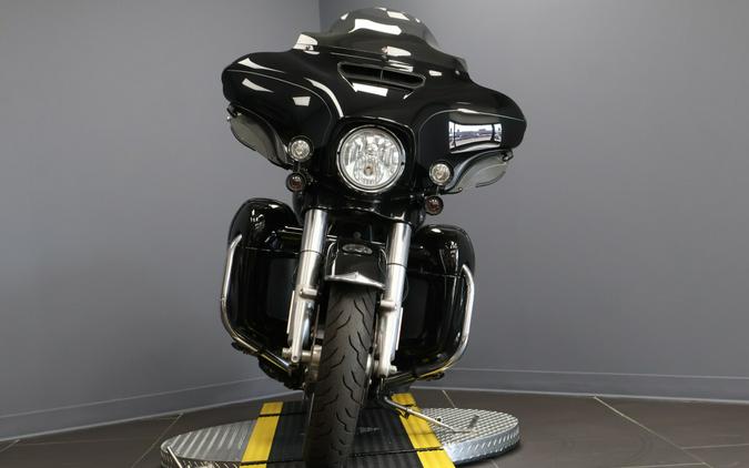 2016 Harley-Davidson® Street Glide® Special FLHXS