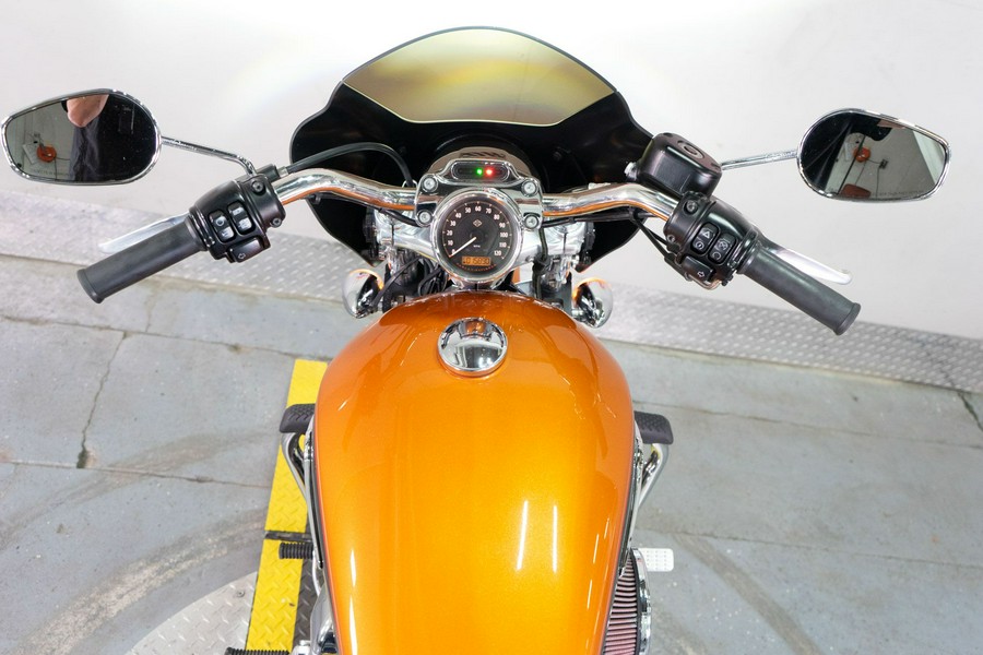 2016 Harley-Davidson 1200 Custom
