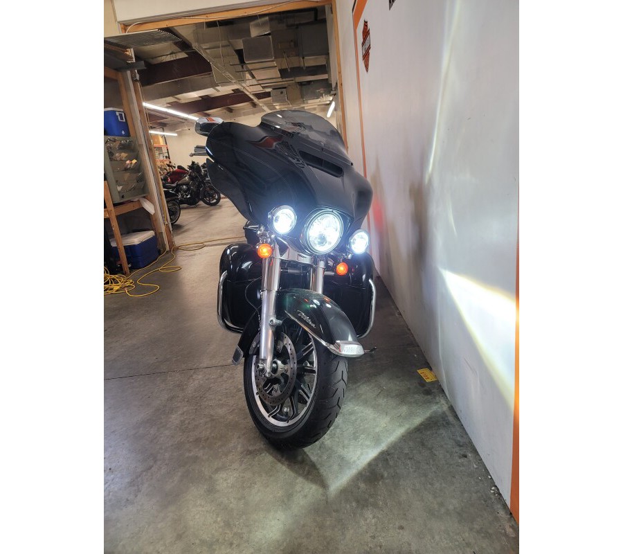 2019 Harley-Davidson Electra Glide Ultra Classic Black FLHTCU
