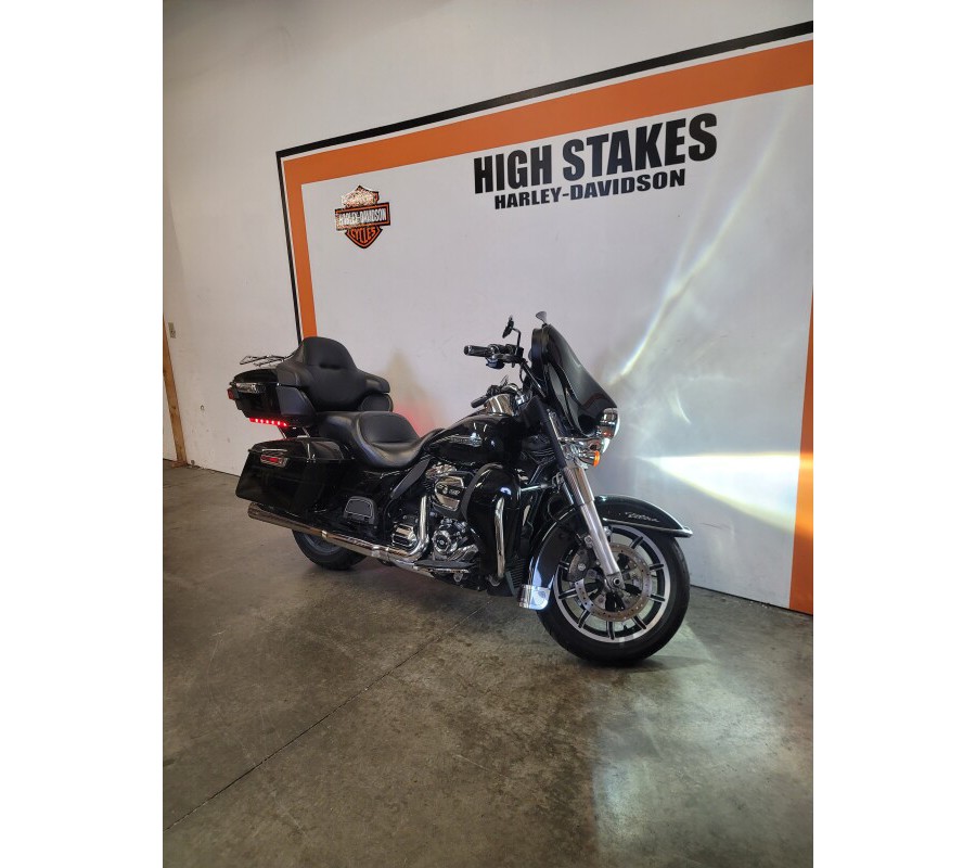 2019 Harley-Davidson Electra Glide Ultra Classic Black FLHTCU