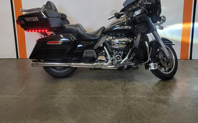 2019 Harley-Davidson Electra Glide Ultra Classic Black FLHTCU