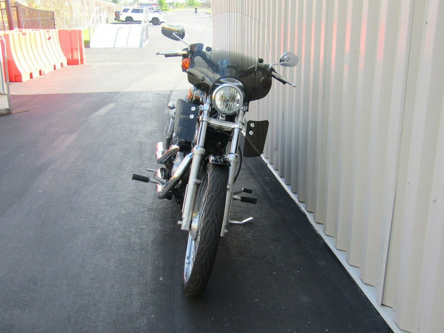 2005 Harley-Davidson® XL883C - Sportster® 883 Custom