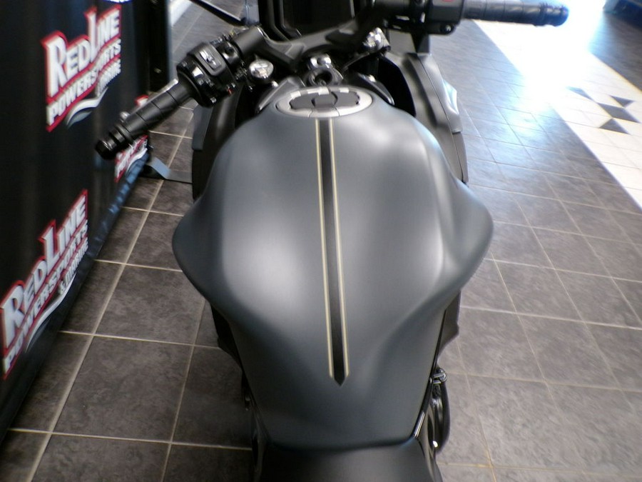 2024 Kawasaki Ninja® 650 Metallic Matte Dark Gray/Metallic Spark Black