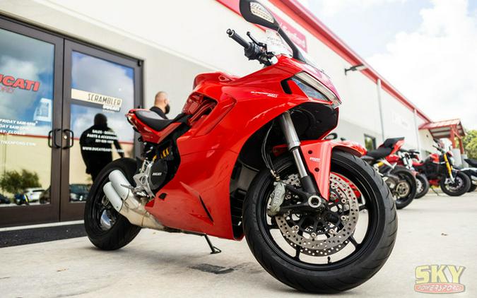 2021 Ducati Supersport 950 Ducati Red