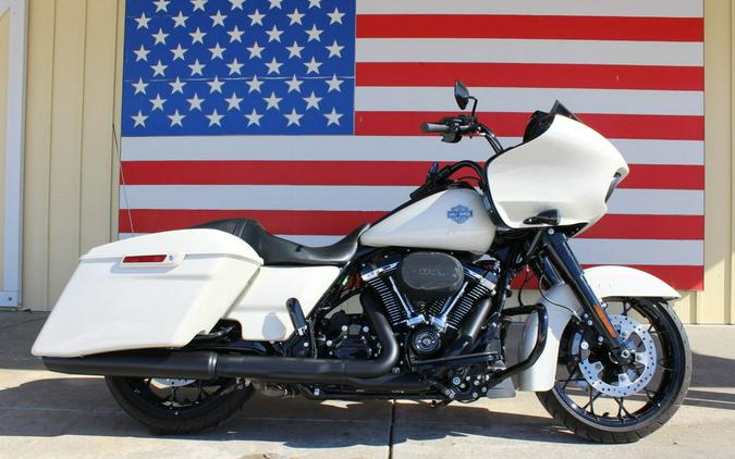 2022 Harley-Davidson® FLTRXS - Road Glide® Special