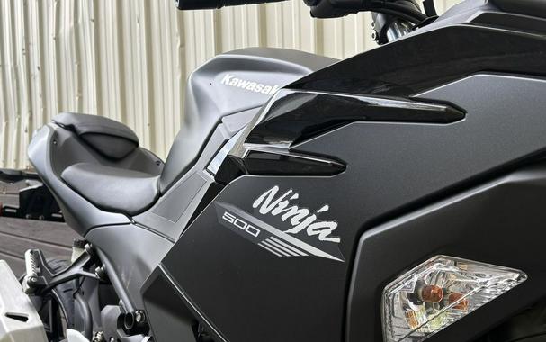 2026 Kawasaki Ninja® 500 ABS Metallic Flat Spark Black