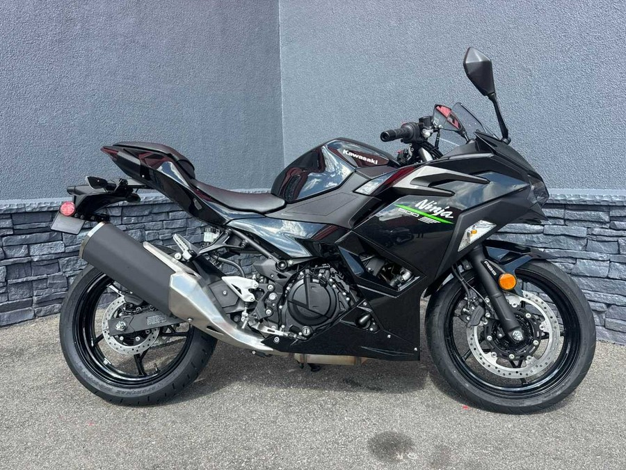 2024 Kawasaki NINJA 500 ABS