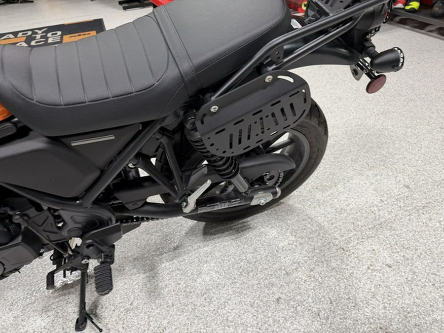 2023 Honda SCL 500