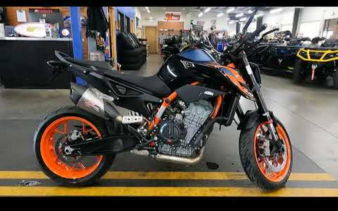 2023 KTM 890 Duke R