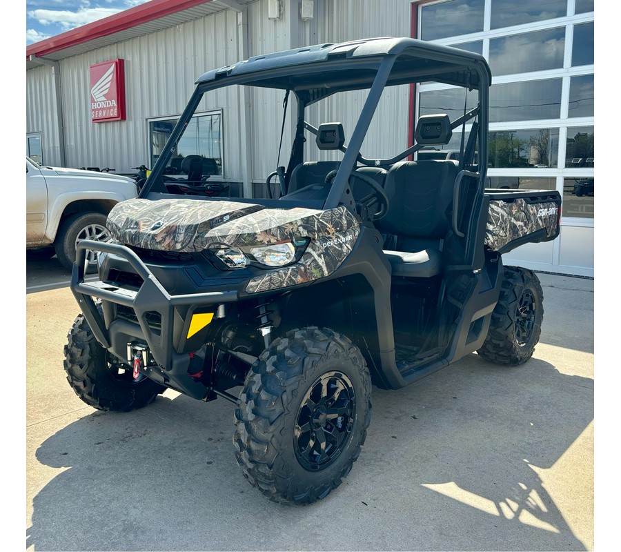 2024 Can-Am™ Defender XT HD9