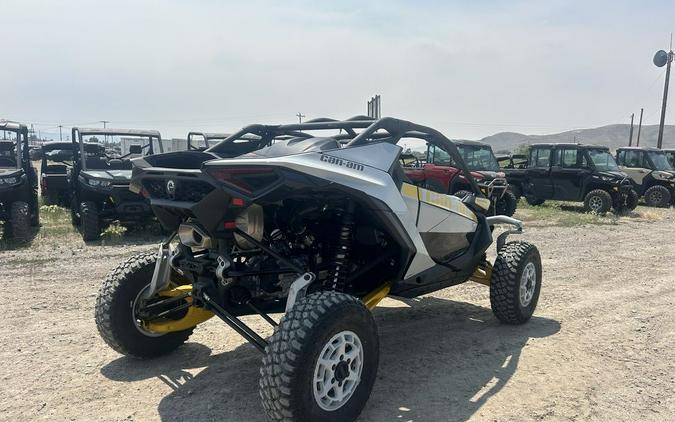 2024 Can-Am® Maverick R 999T DCT