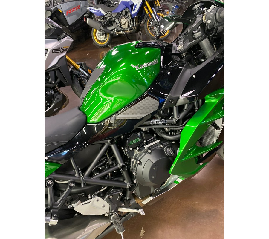 2023 Kawasaki Ninja H2 SX SE