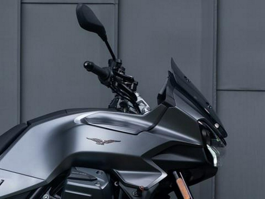 2025 Moto Guzzi V100 Mandello