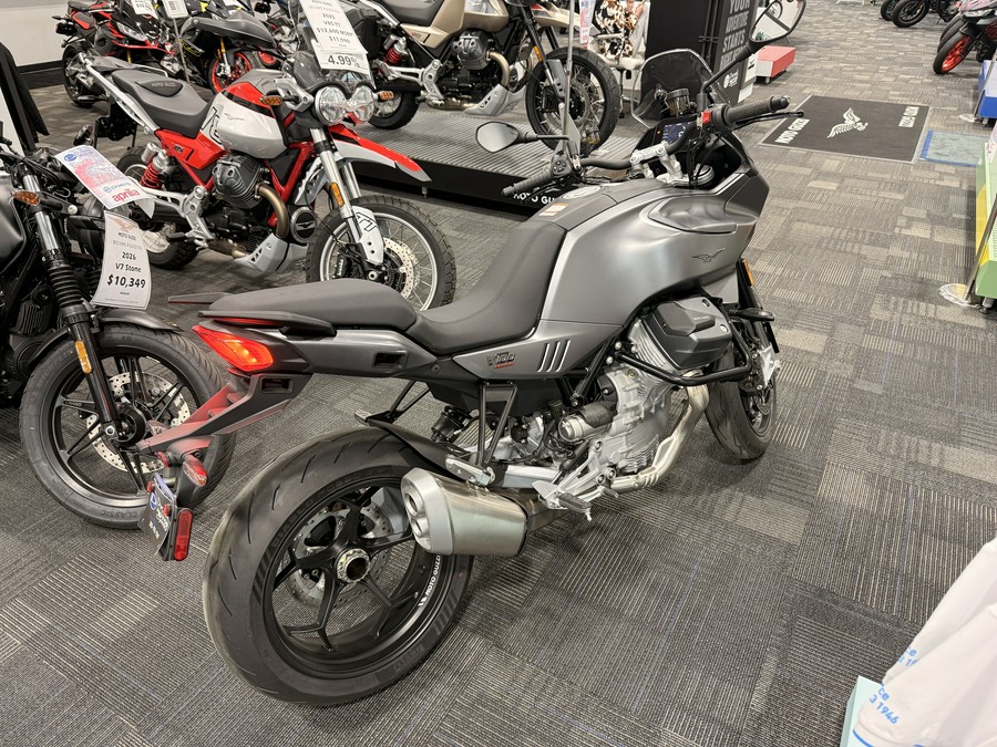 2025 Moto Guzzi V100 Mandello