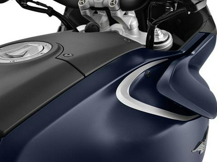 2025 Moto Guzzi V100 Mandello