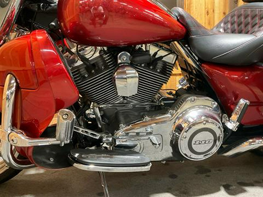 2013 Harley-Davidson CVO™ Road King® 110th Anniversary Edition