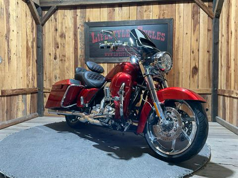 2013 Harley-Davidson CVO™ Road King® 110th Anniversary Edition
