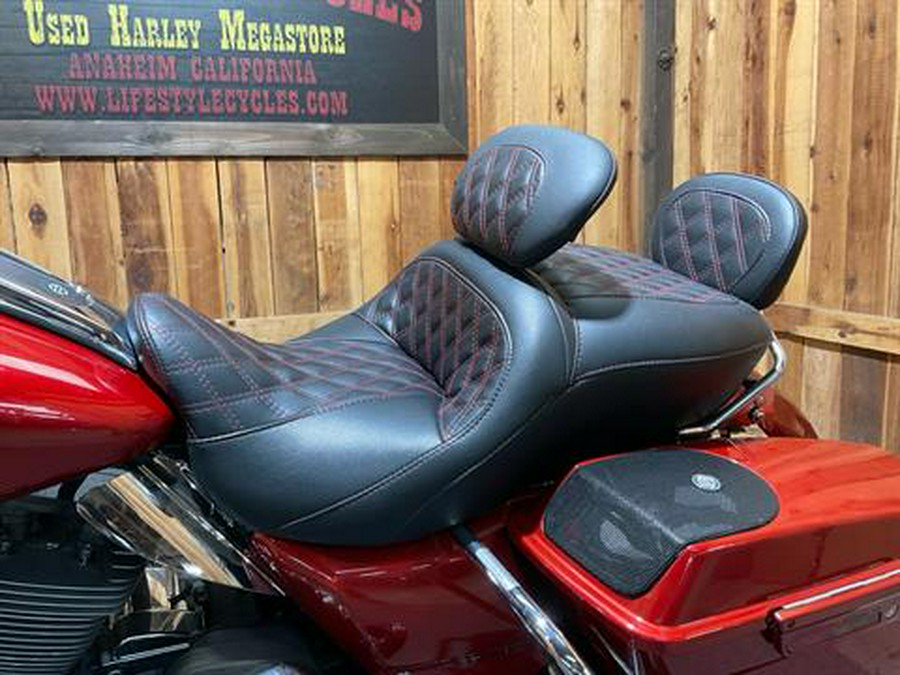 2013 Harley-Davidson CVO™ Road King® 110th Anniversary Edition