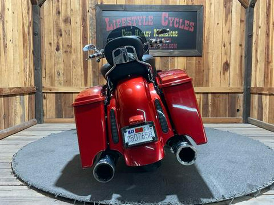 2013 Harley-Davidson CVO™ Road King® 110th Anniversary Edition