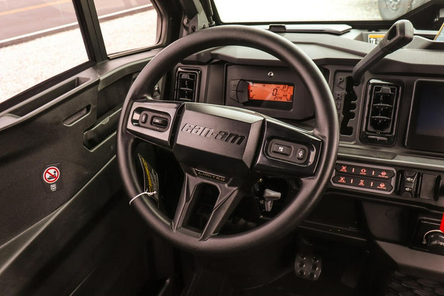 2026 Can-Am® Defender MAX Limited HD11