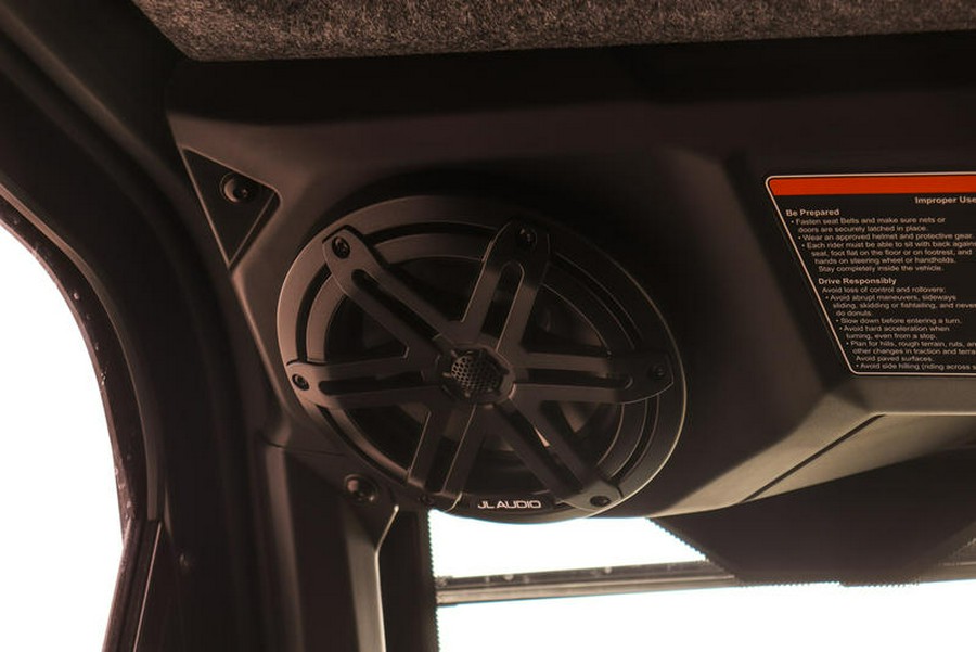 2026 Can-Am® Defender MAX Limited HD11