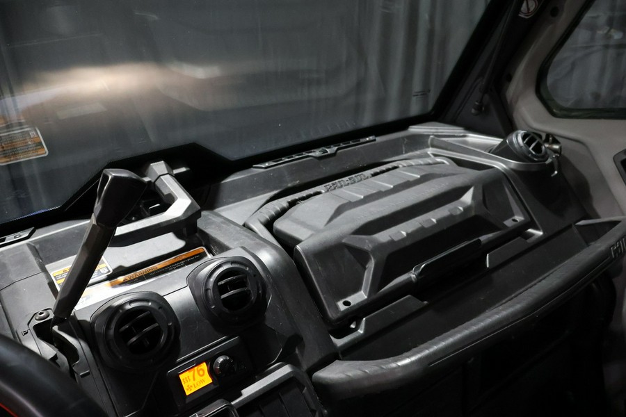 2021 Can-Am Defender Limited HD10