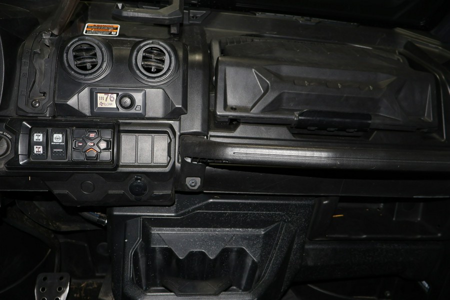 2021 Can-Am Defender Limited HD10