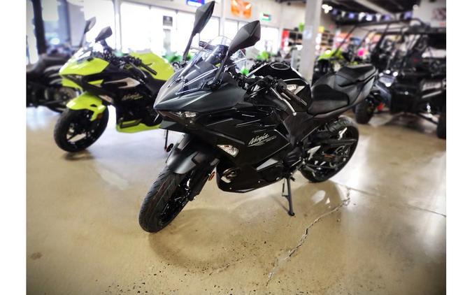 2026 Ninja® 500 ABS - Kawasaki