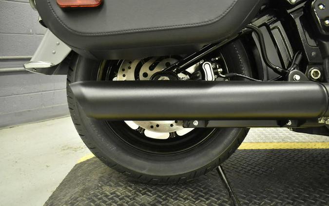 2025 Harley-Davidson® FLHC - Heritage Classic