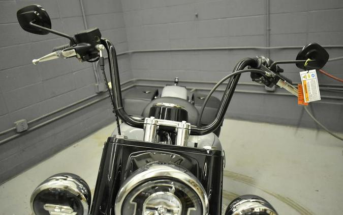2025 Harley-Davidson® FLHC - Heritage Classic