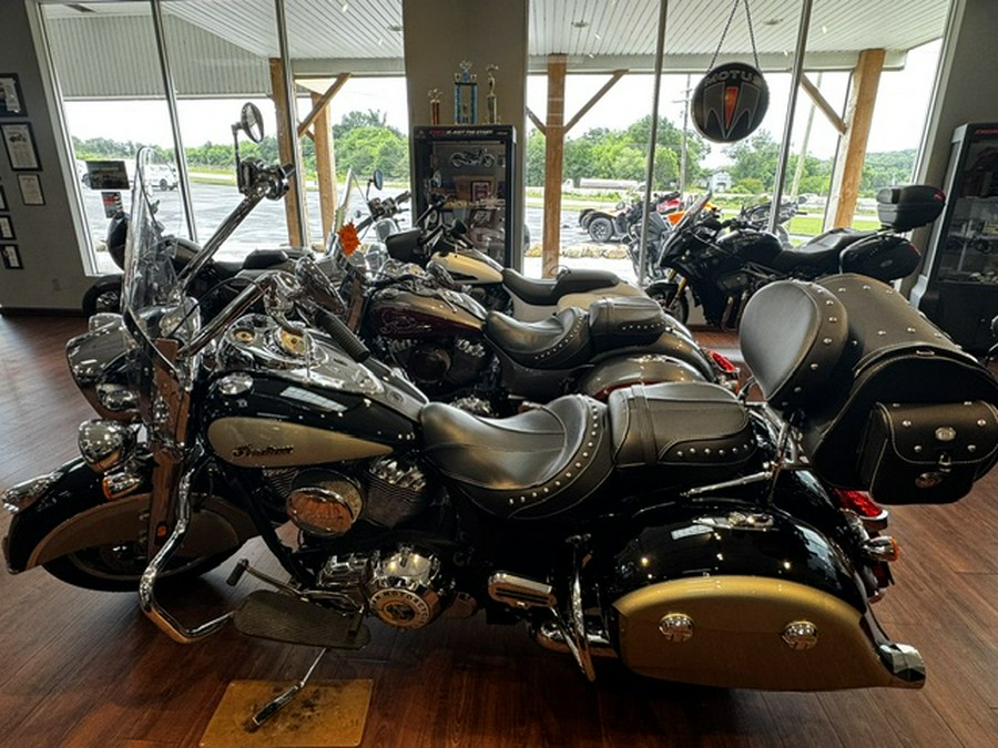 2022 Indian Motorcycle® Springfield® Base
