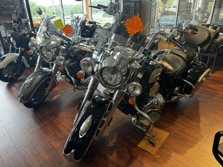 2022 Indian Motorcycle® Springfield® Base