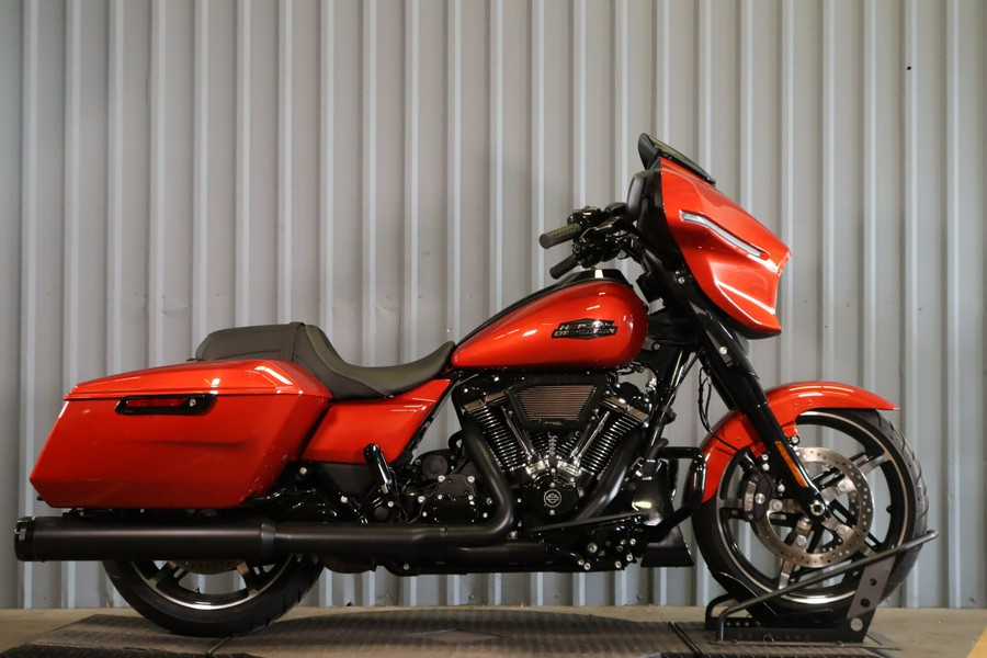 2024 Harley-Davidson Street Glide FLHX
