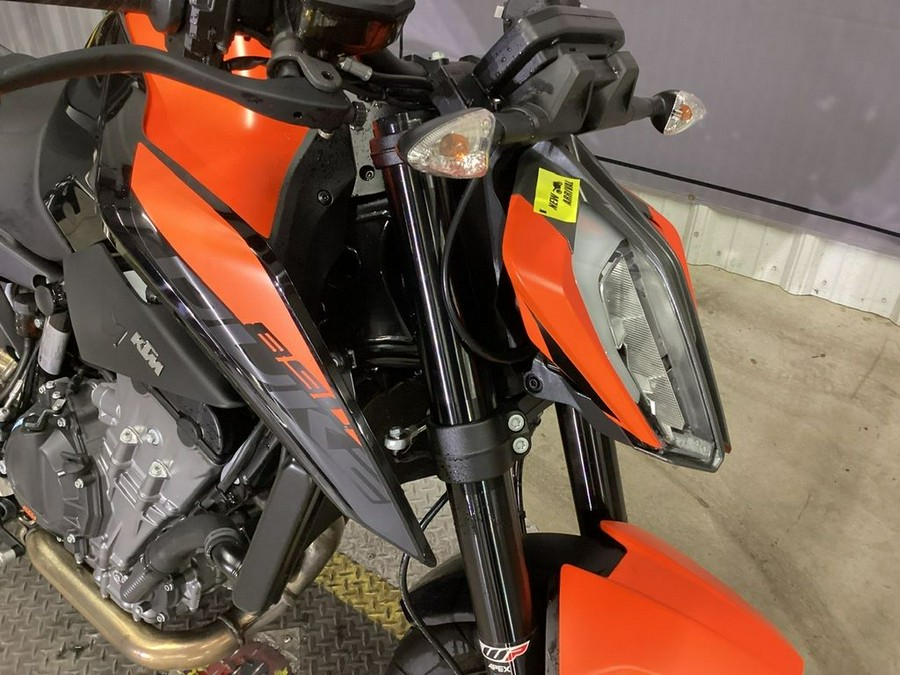 2021 KTM 890 Duke