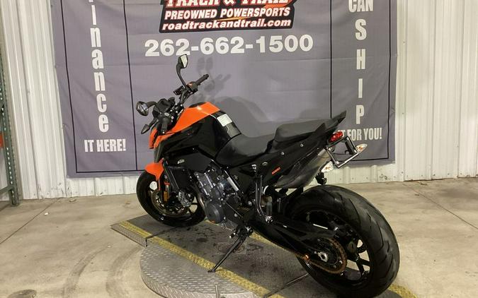 2021 KTM 890 Duke