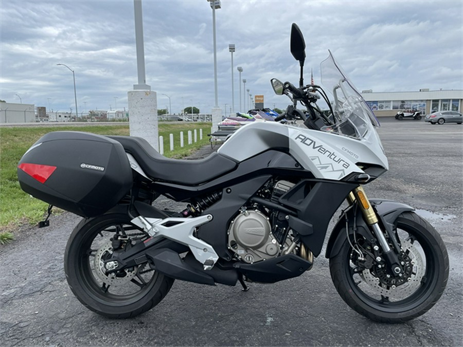 2022 CFMOTO 650 Adventura