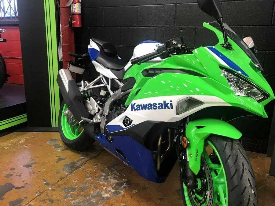 2024 Kawasaki NINJA ZX-4RR 40TH ANNIVERSARY EDITION ABS