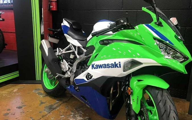 2024 Kawasaki NINJA ZX-4RR 40TH ANNIVERSARY EDITION ABS