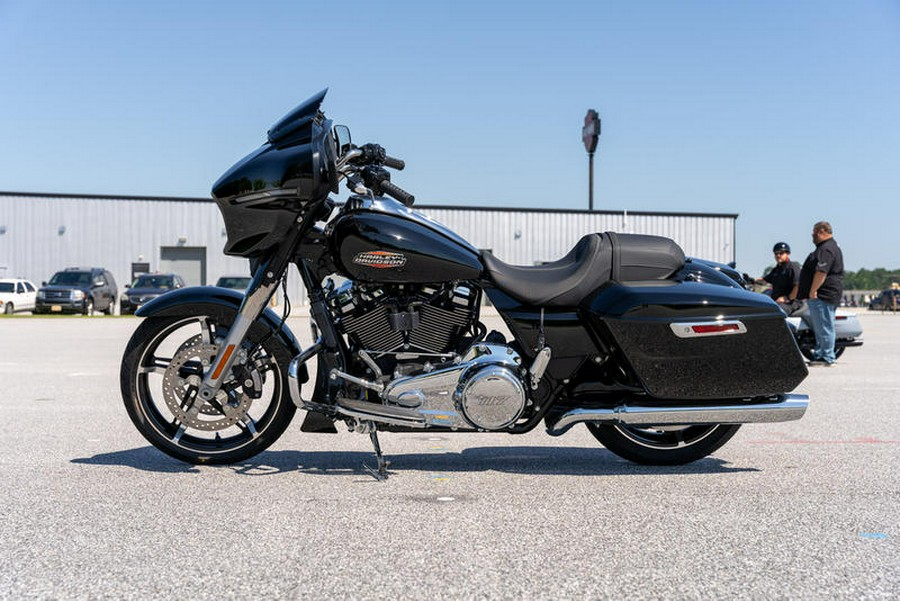 2024 Harley-Davidson® FLHX - Street Glide®