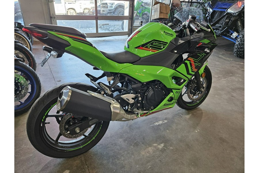 2024 Kawasaki Ninja® 500 Base