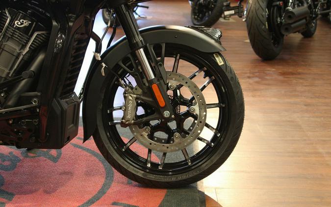 2026 Indian Motorcycle® Challenger® Dark Horse® Black Smoke