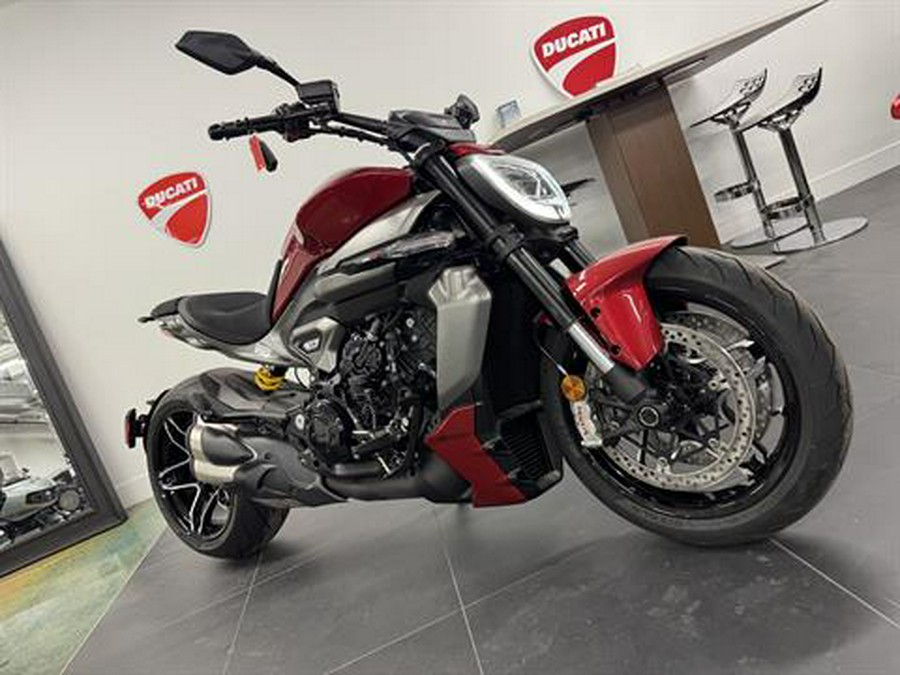 2026 Ducati XDiavel V4