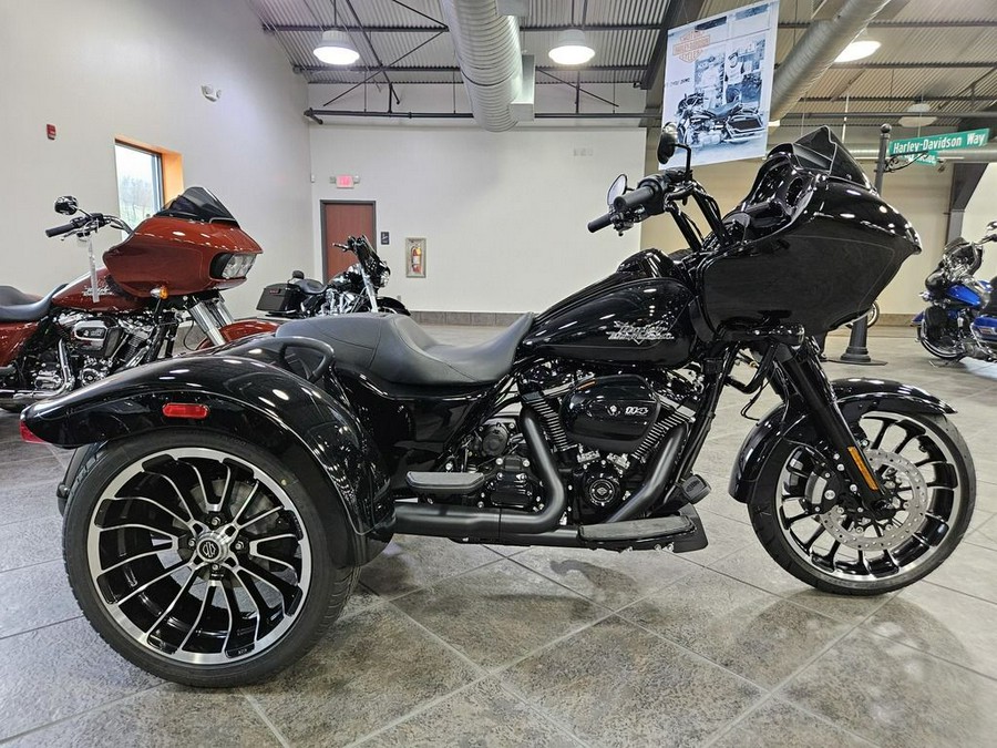 2024 Harley-Davidson® FLTRT - Road Glide® 3