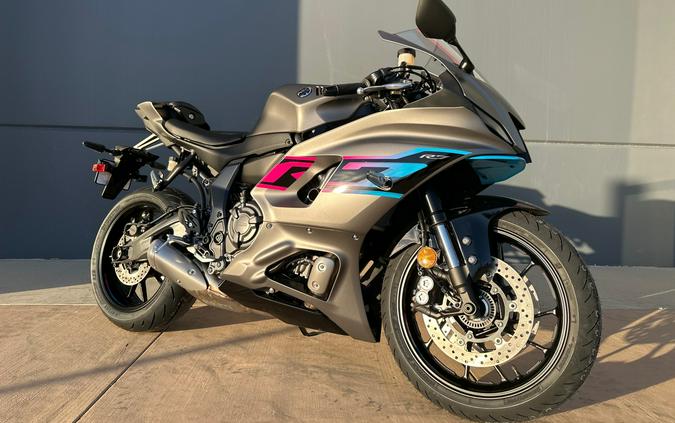 2024 YAMAHA YZF-R7